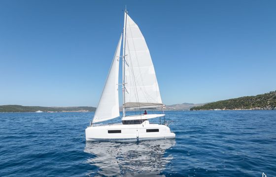 Lagoon 38