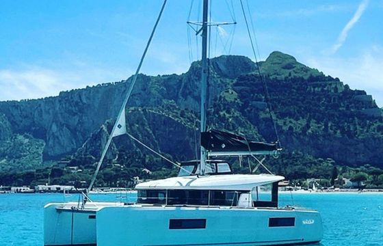 Lagoon 40