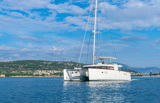 Lagoon 450F