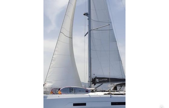 Dufour 470