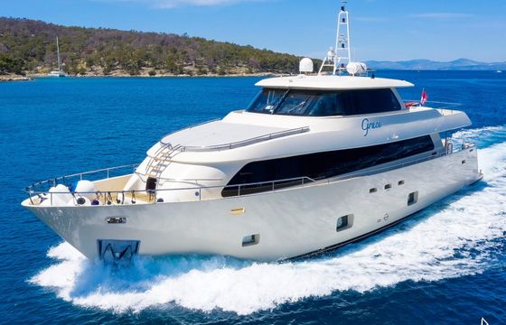 Custom Made Motoryacht