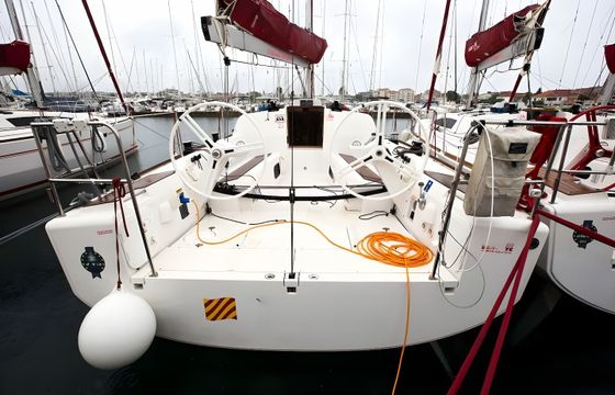Elan 350