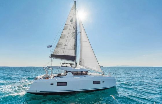 Lagoon 42