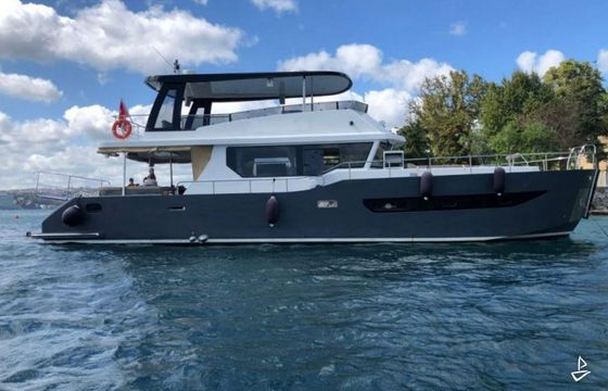 Custom Made Motoryacht
