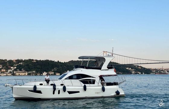 Custom Made Motoryacht