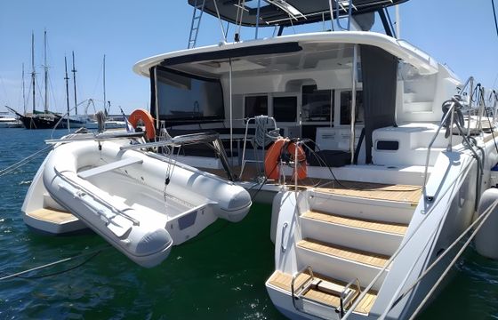 Lagoon 450F