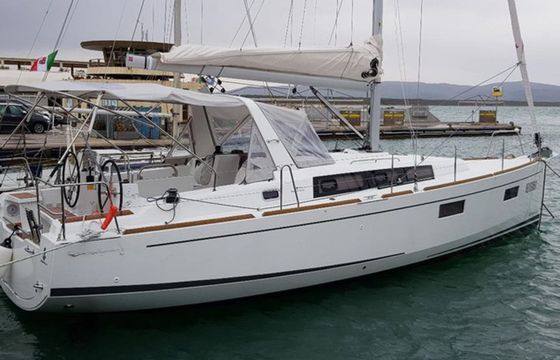 Beneteau Oceanis 38.1