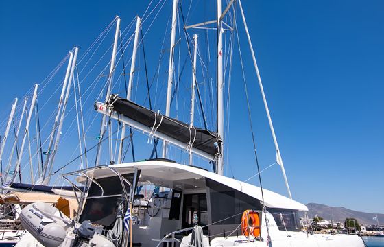 Lagoon 42