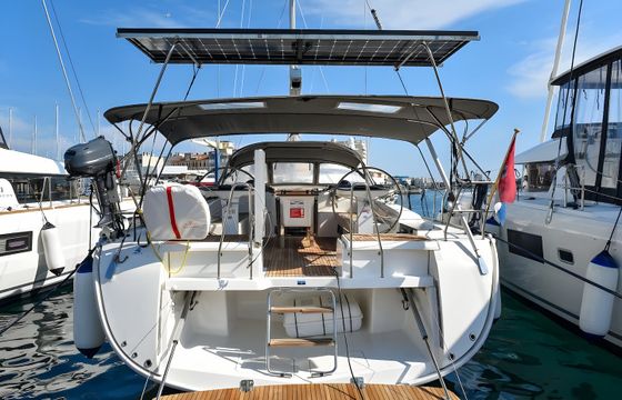 Bavaria Cruiser 56