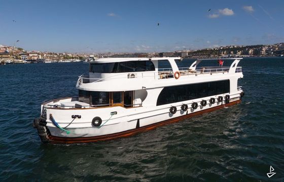 Custom Made Motoryacht