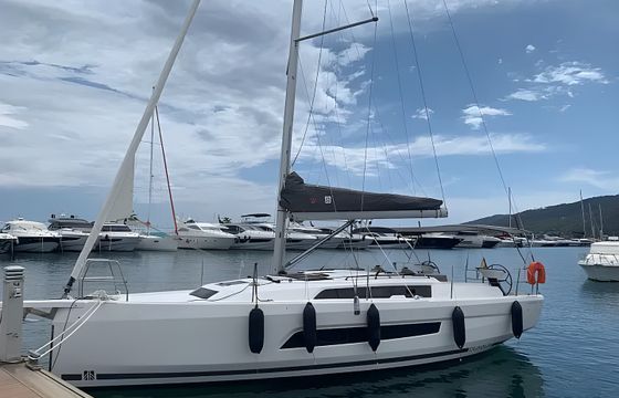 Dufour 37