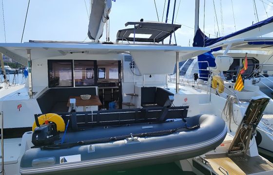 Fountaine Pajot Isla 40