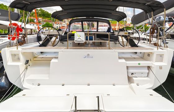 Dufour 470