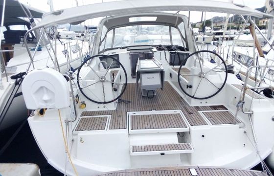 Beneteau Oceanis 41.1