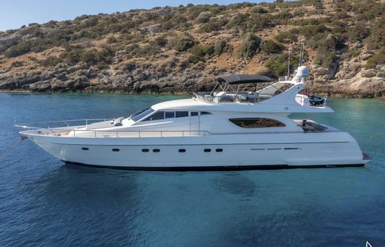 Ferretti Yachts 72