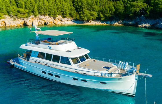 Custom Made Motoryacht