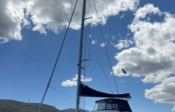 Lagoon 51