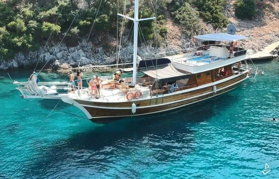 McKee Craft Gulet