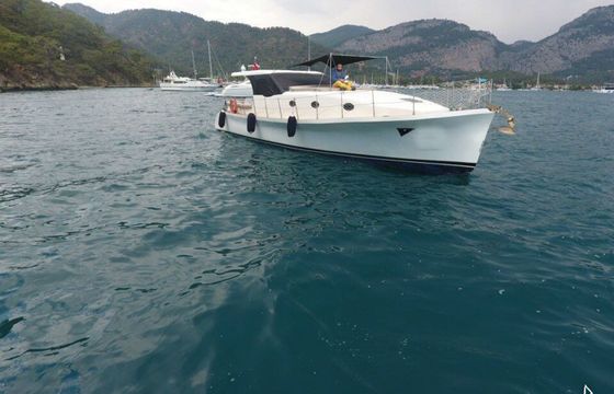 Custom Made Motoryacht