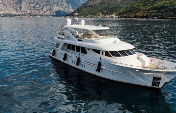 Custom Made Motoryacht