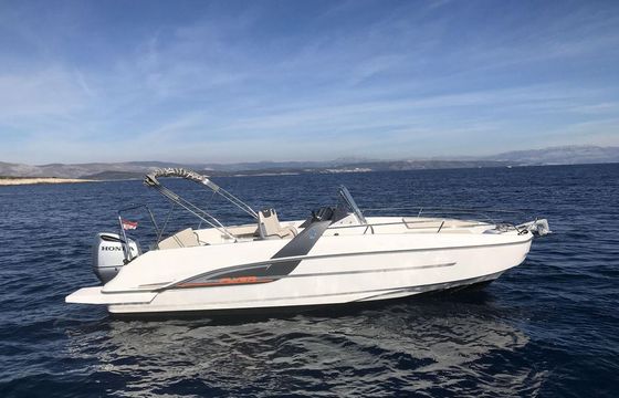Beneteau Flyer 7.7. Spacedeck