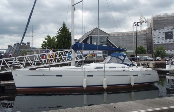 Beneteau Oceanis 393