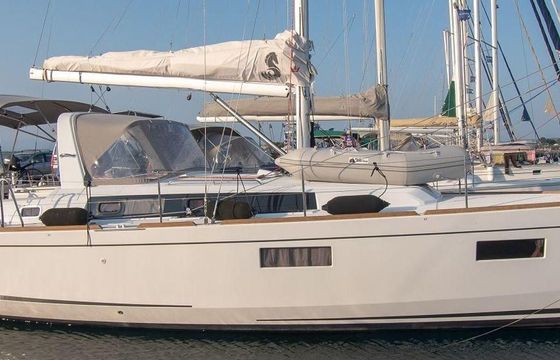 Beneteau Oceanis 38.1