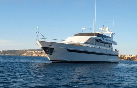 M/Y 86