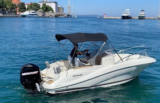 Quicksilver activ 555