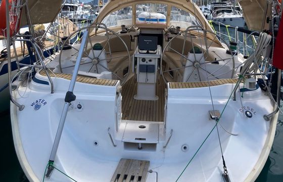 Bavaria 44