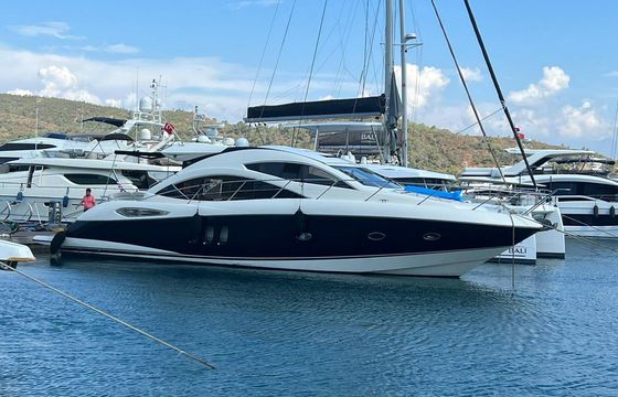 Sunseeker Predator 52