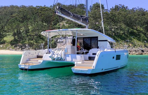Lagoon 42