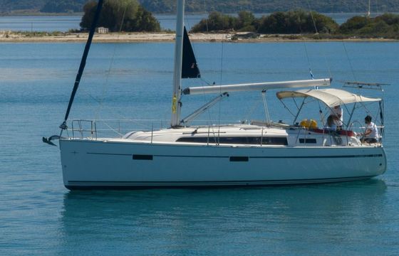 Bavaria 37
