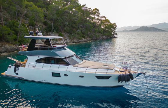 Custom Motoryacht 66