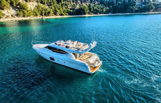 Ferretti 620