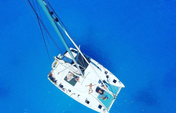 Lagoon 42