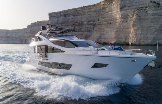 Sunseeker 86 Yacht