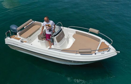 Karel Ithaca 550