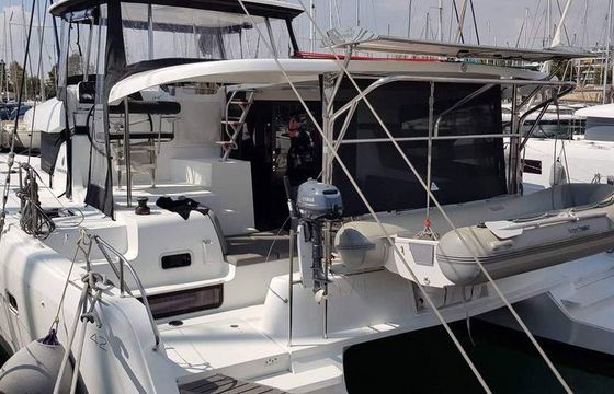 Lagoon 42