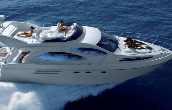 Azimut 52