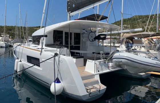 Lagoon 40