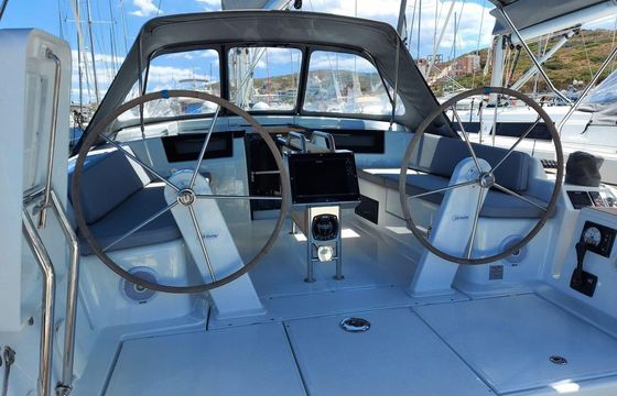 Hanse 418