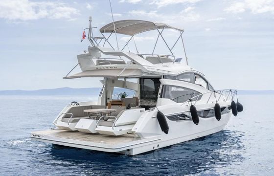 Galeon 430 Skydeck