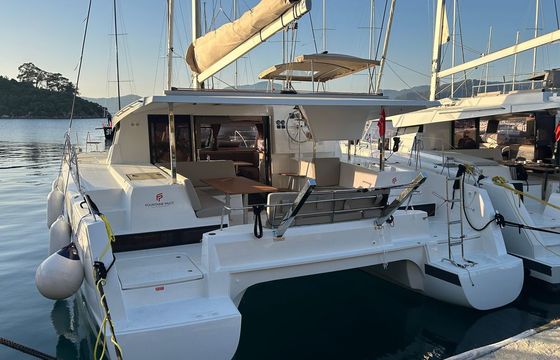 Fountaine Pajot Isla 40