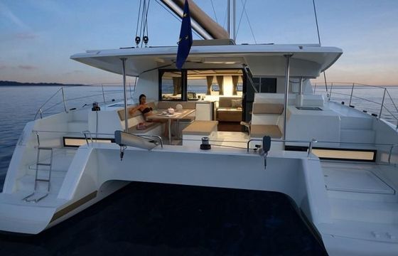 Fountaine Pajot Helia 44