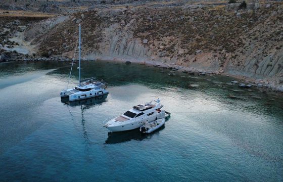 Ferretti 550