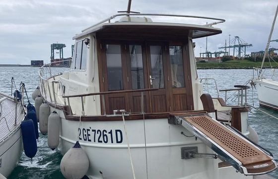 Menorquin Yachts MY1000
