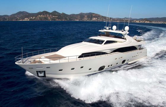 Ferretti 112