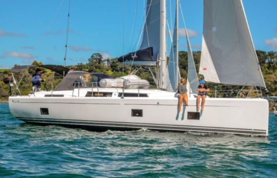 Hanse 418