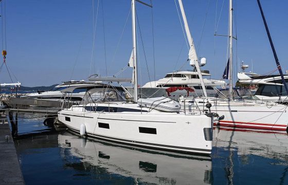 Bavaria C42